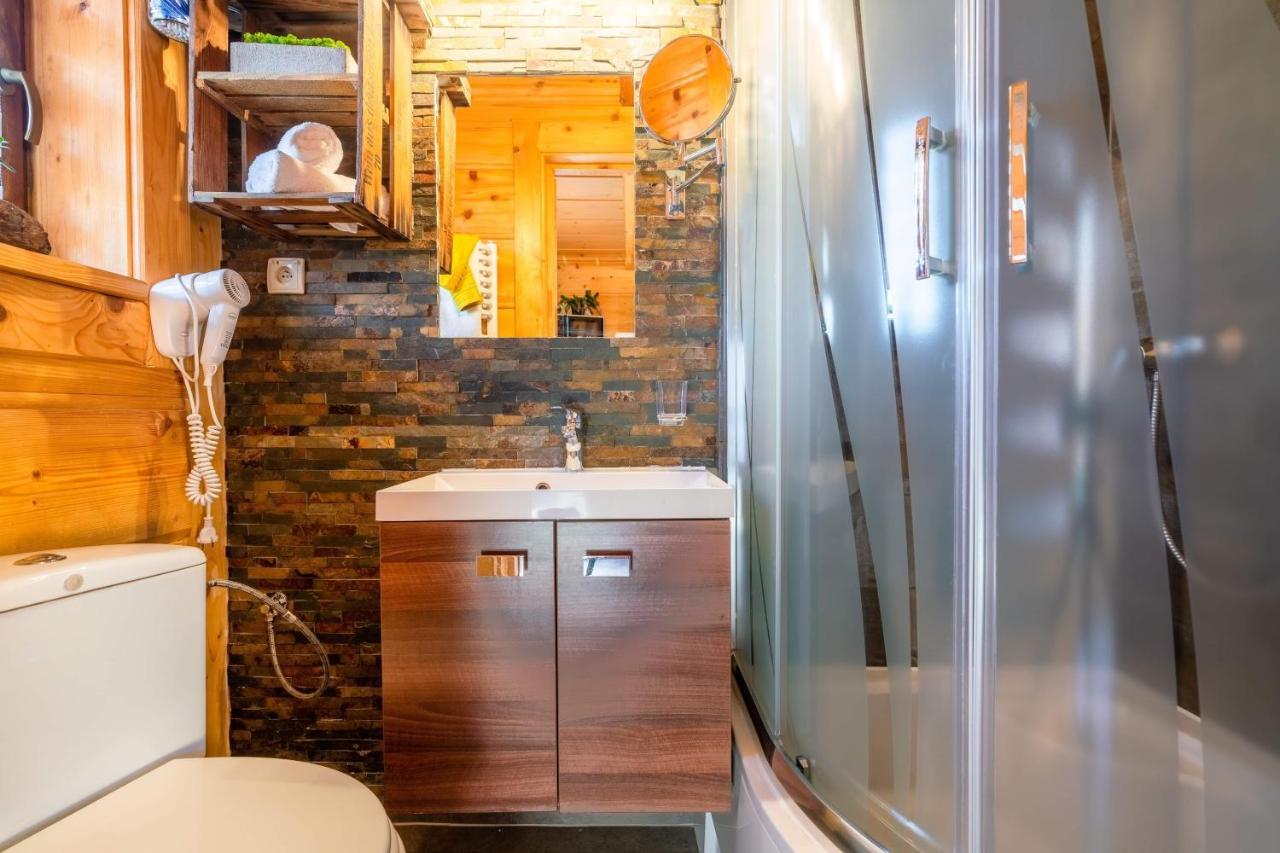 Domki Widokowe Wooden Luxury Chalet & Jacuzzi Zab Bagian luar foto