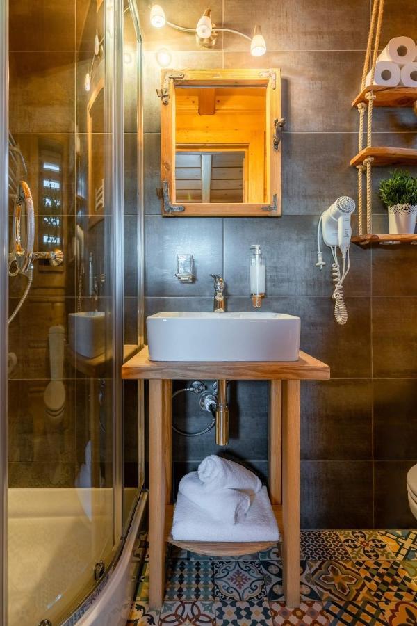 Domki Widokowe Wooden Luxury Chalet & Jacuzzi Zab Bagian luar foto